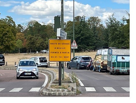 La-route-de-Sèvres-à-Neuilly-bientôt-rouverte-aux-voitures