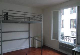 Studio, 8 rue Damiens