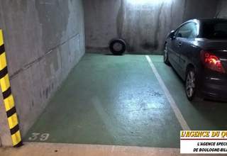 Parking / box, 160 avenue Emile Zola