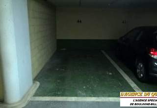 Parking / box, 175 boulevard Jean Jaurès