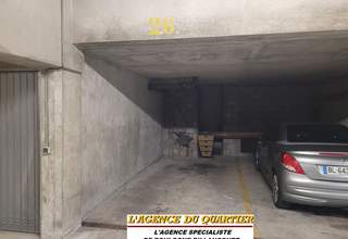 Parking / box, 17 rue Beranger