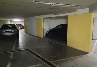 Parking / box, 41 rue Yves Kermen