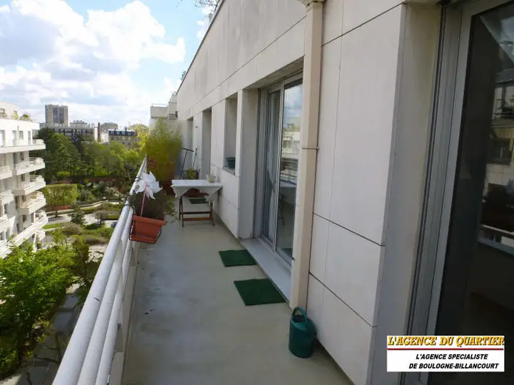 Appartement 2 pièces, 136 avenue Emile Zola, vendu par L'Agence du Quartier