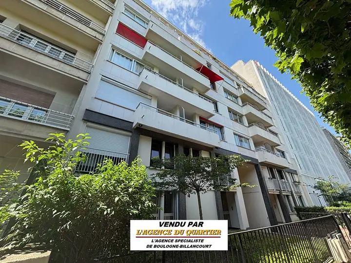 Appartement 3 pièces, 58 rue de Silly, vendu par L'Agence du Quartier
