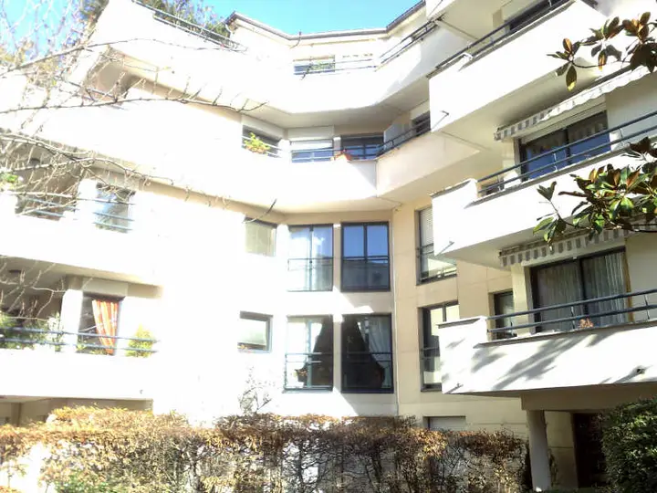 Studio, 5 rue Castéja, vendu par L'Agence du Quartier