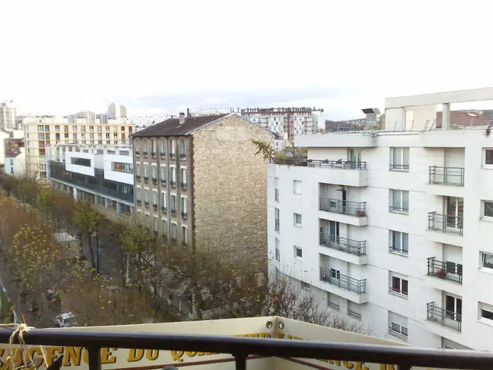 Appartement 2 pièces, 34 rue Yves Kermen, vendu par L'Agence du Quartier