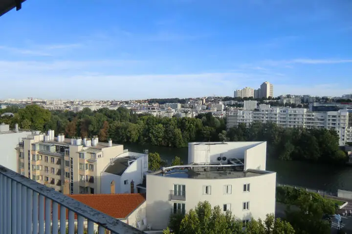 Appartement 4 pièces, 1 avenue Pierre Grenier, vendu par L'Agence du Quartier
