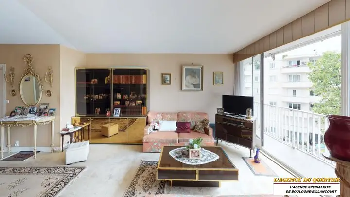 Appartement 4 pièces, 9 avenue Pierre Grenier, vendu par L'Agence du Quartier