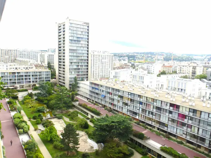 Appartement 3 pièces, 10 place Corneille, vendu par L'Agence du Quartier