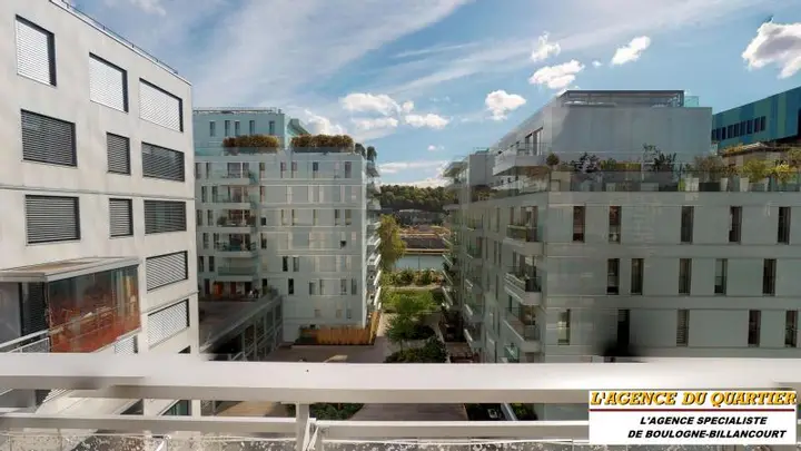 Studio, allée Georges Askinazi, vendu par L'Agence du Quartier
