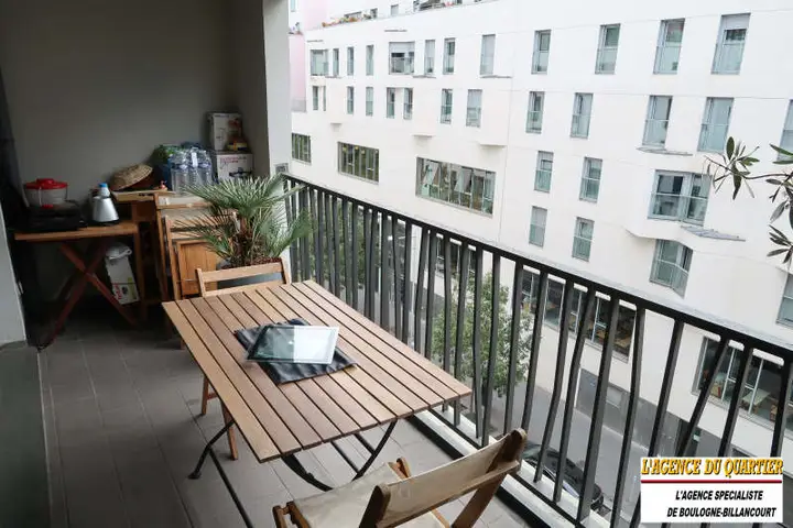 Appartement 3 pièces, 84 rue Marcel Bontemps, vendu par L'Agence du Quartier