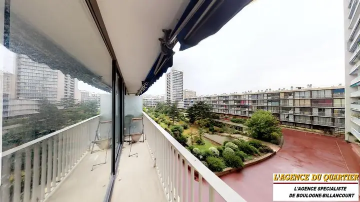 Appartement 3 pièces, 10 place Corneille, vendu par L'Agence du Quartier