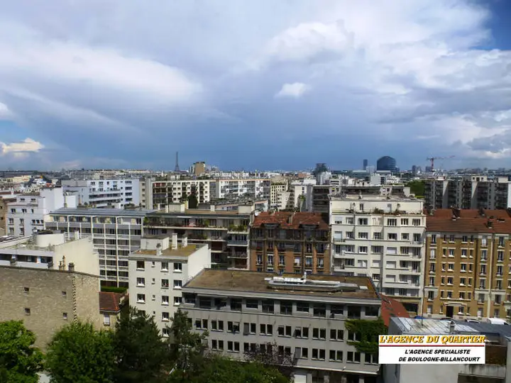 Appartement, 10 place Corneille, vendu par L'Agence du Quartier