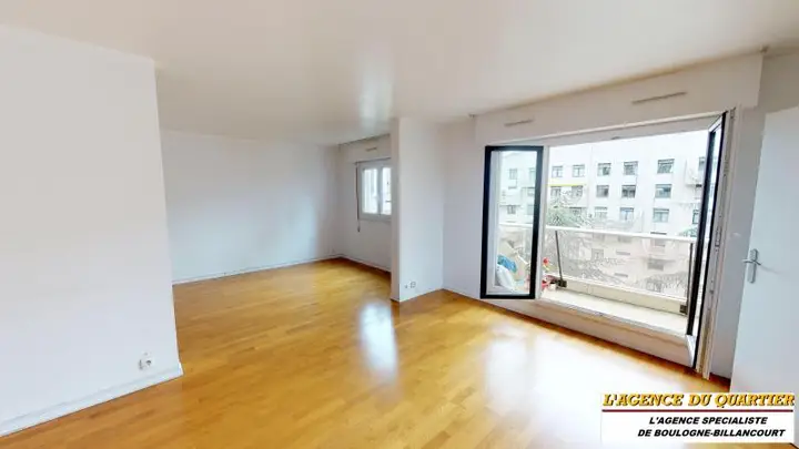 Appartement 5 pièces, Résidence Aquitaine, vendu par L'Agence du Quartier