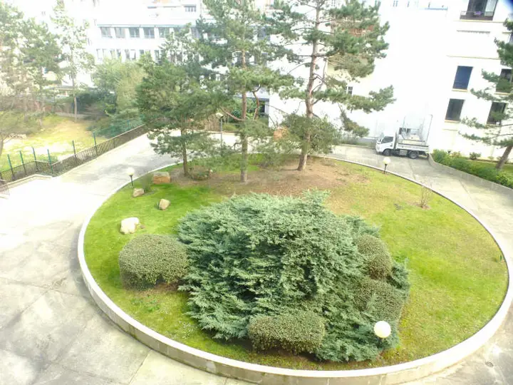 Appartement 3 pièces, 10 place Corneille, vendu par L'Agence du Quartier