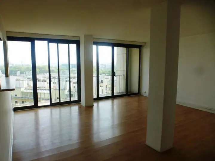 Appartement 4 pièces, 1 avenue Pierre Grenier, loué par L'Agence du Quartier