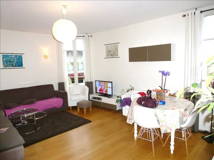 Appartement, 158 rue du Vieux Pont de Sèvres, vendu par L'Agence du Quartier