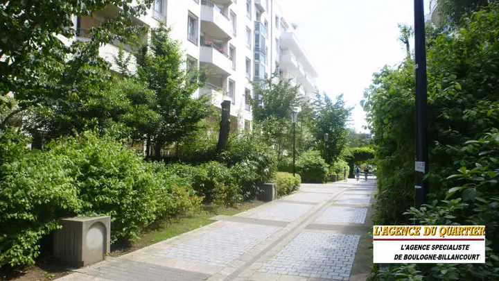 Appartement 4 pièces, 136 avenue Emile Zola, vendu par L'Agence du Quartier