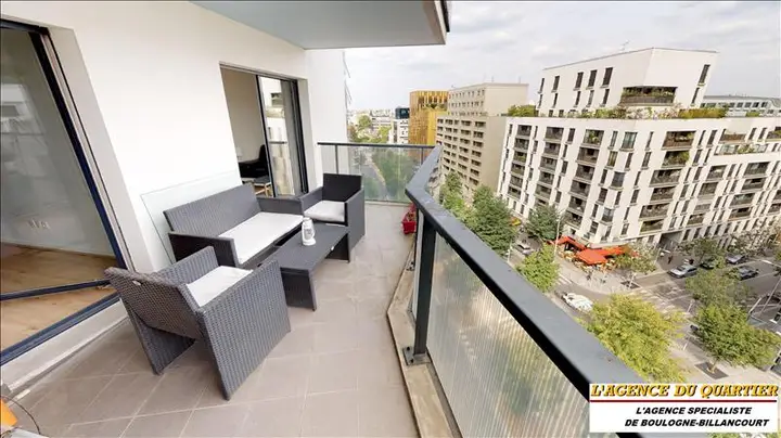 Appartement 4 pièces, 12 cours de l'Ile Seguin