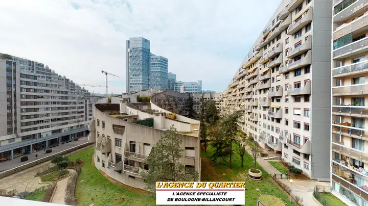 Appartement 5 pièces, Résidence Normandie, vendu par L'Agence du Quartier
