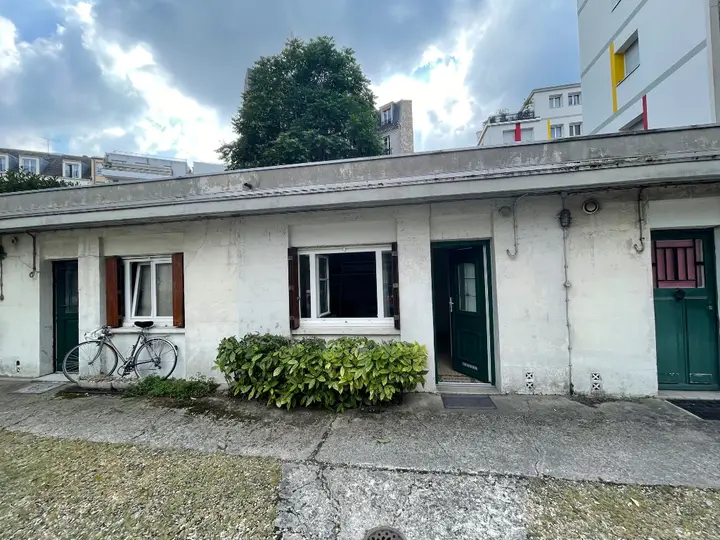 Studio, 1 rue Damiens