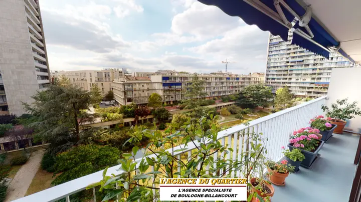 Appartement 3 pièces, 3 place Corneille, vendu par L'Agence du Quartier