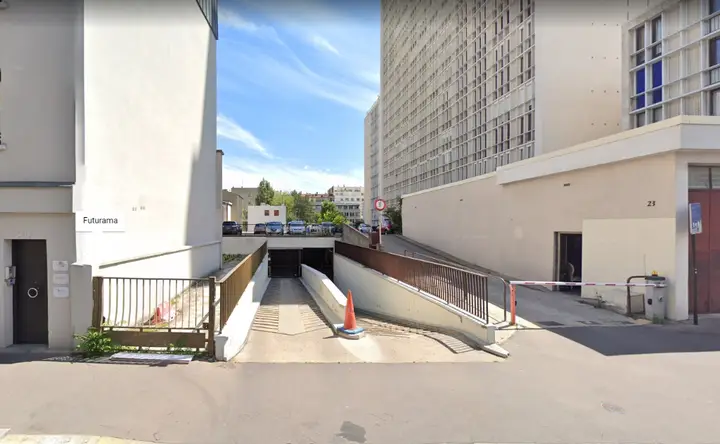 Parking / box, 23 rue des Longs Prés, vendu par L'Agence du Quartier