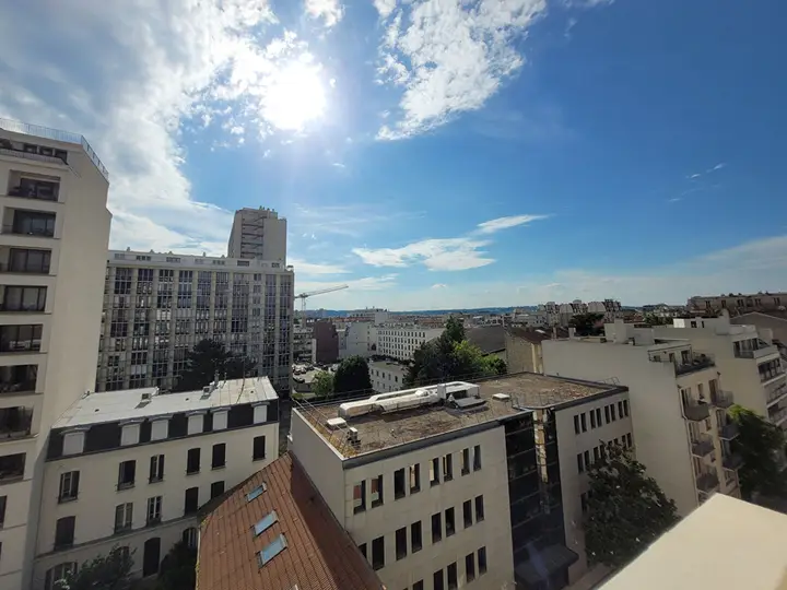 Studio, 59 rue Barthélémy Danjou, vendu par L'Agence du Quartier