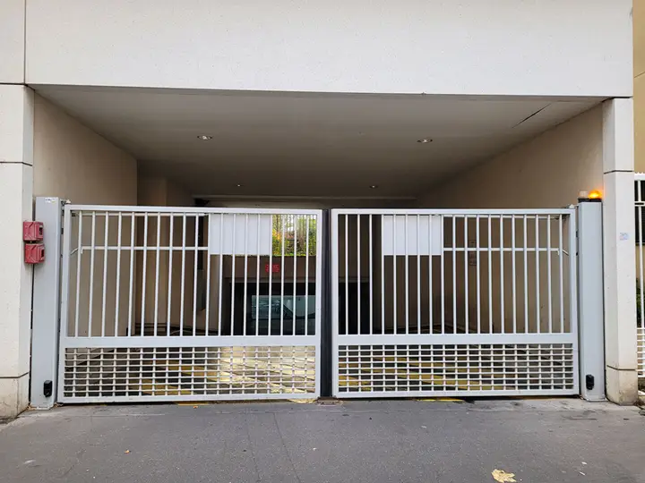 Parking / box, 10 rue Heyrault, vendu par L'Agence du Quartier