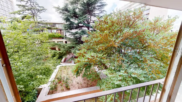 Appartement 2 pièces, 1 cours des Longs Prés, vendu par L'Agence du Quartier