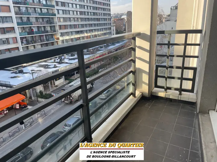 Studio, 81 rue de Sèvres