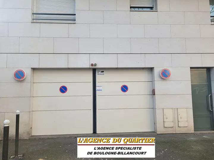 Parking / box, 41 rue Yves Kermen
